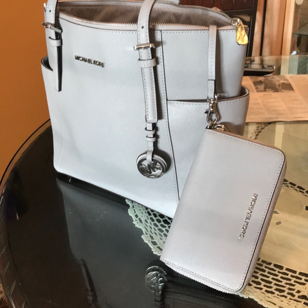 Authentic MK Wallet / Wristlet